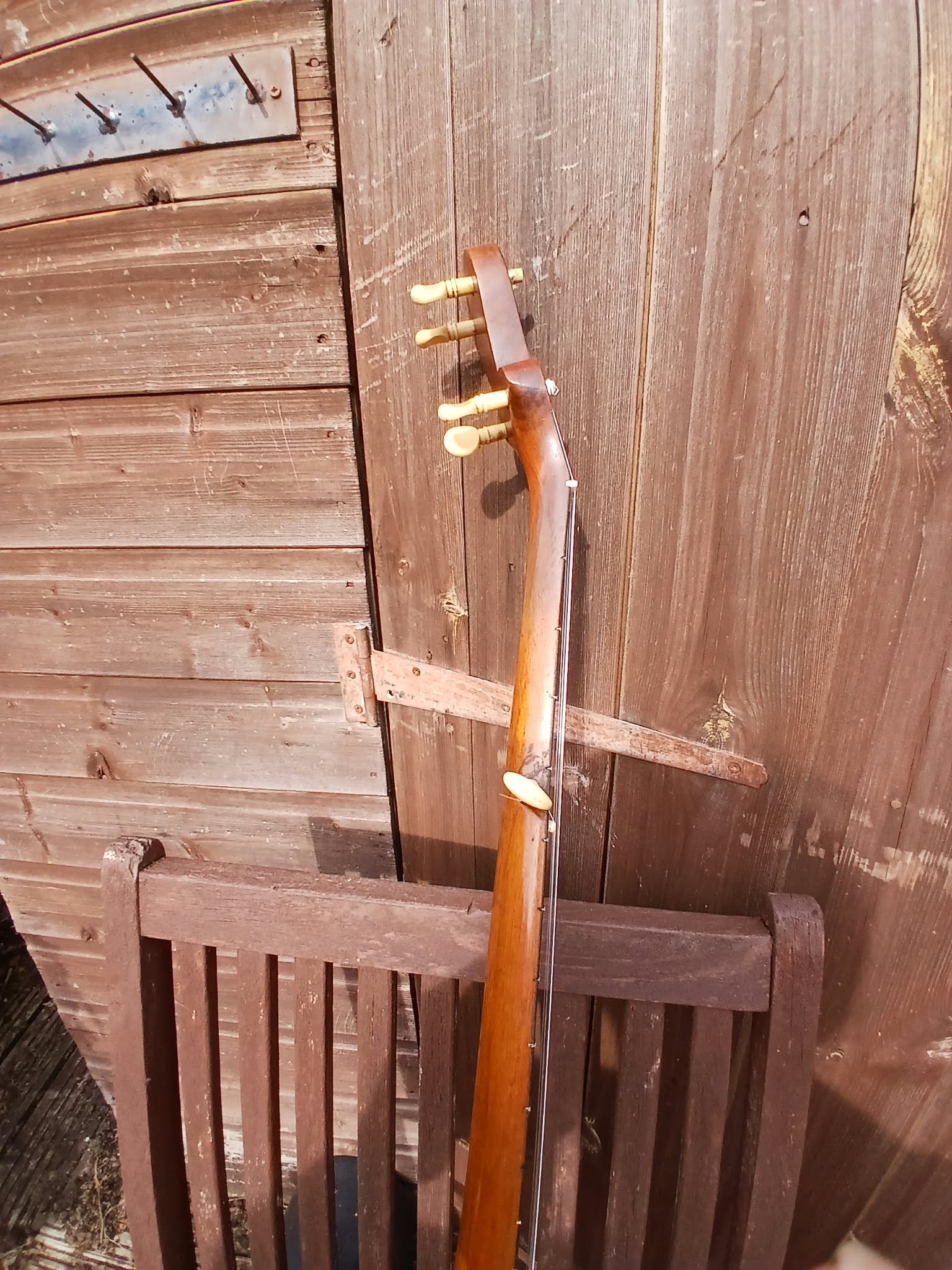 GC Dobson Victor Banjo