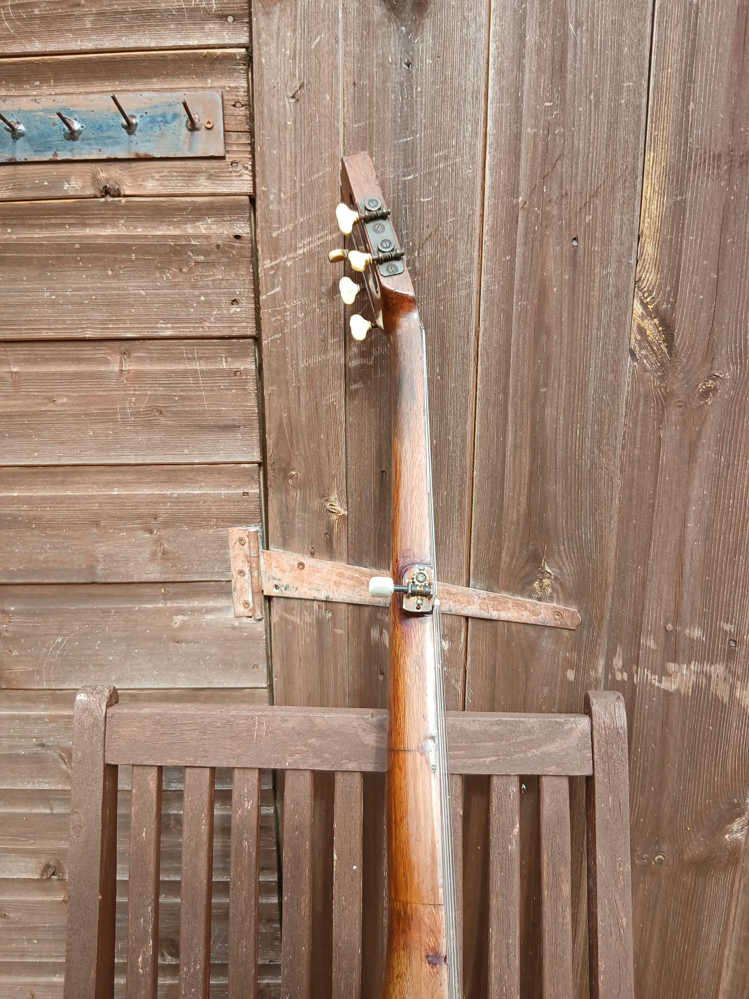 Six‑String Tunbridge‑Ware Style Banjo